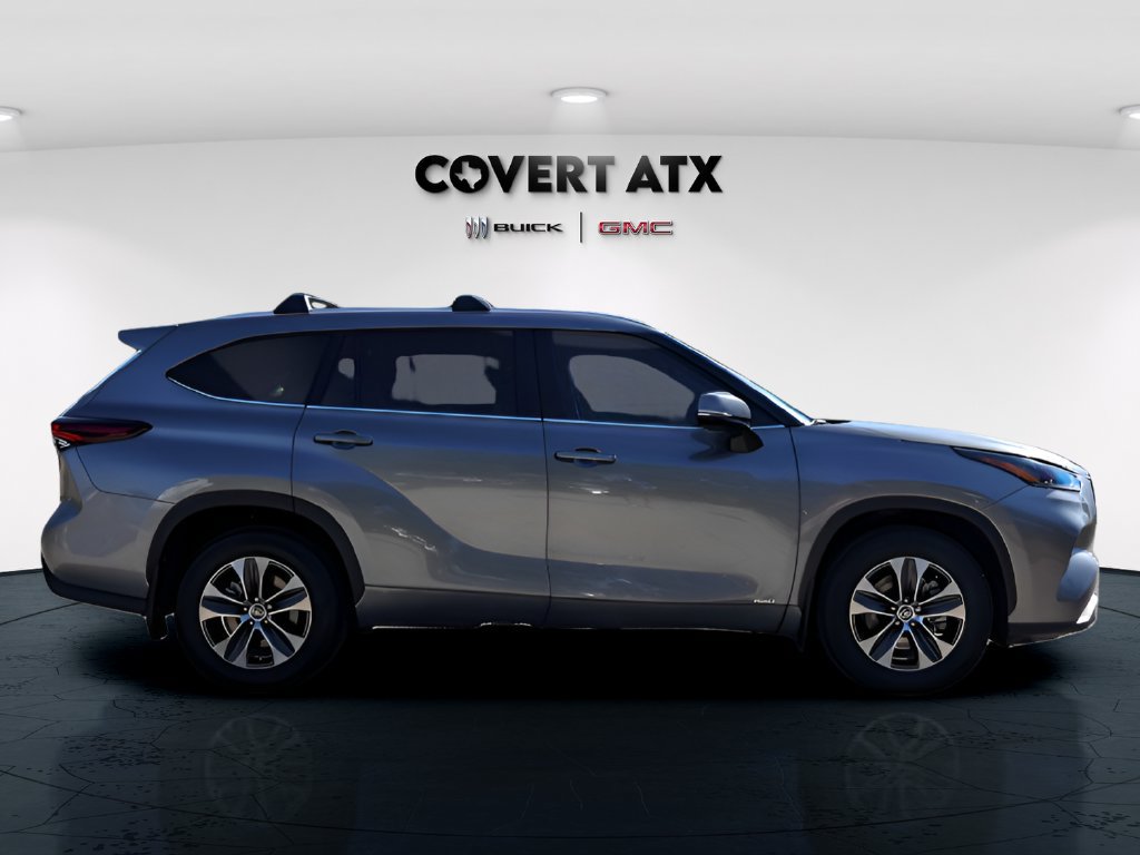 Used 2026 Toyota Highlander XLE AWD/4WD image 7