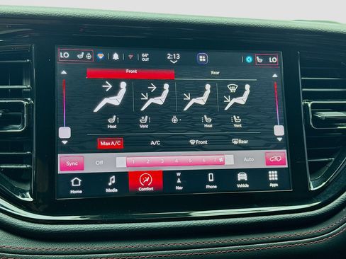 Used 2023 Dodge Durango GT RWD image 12