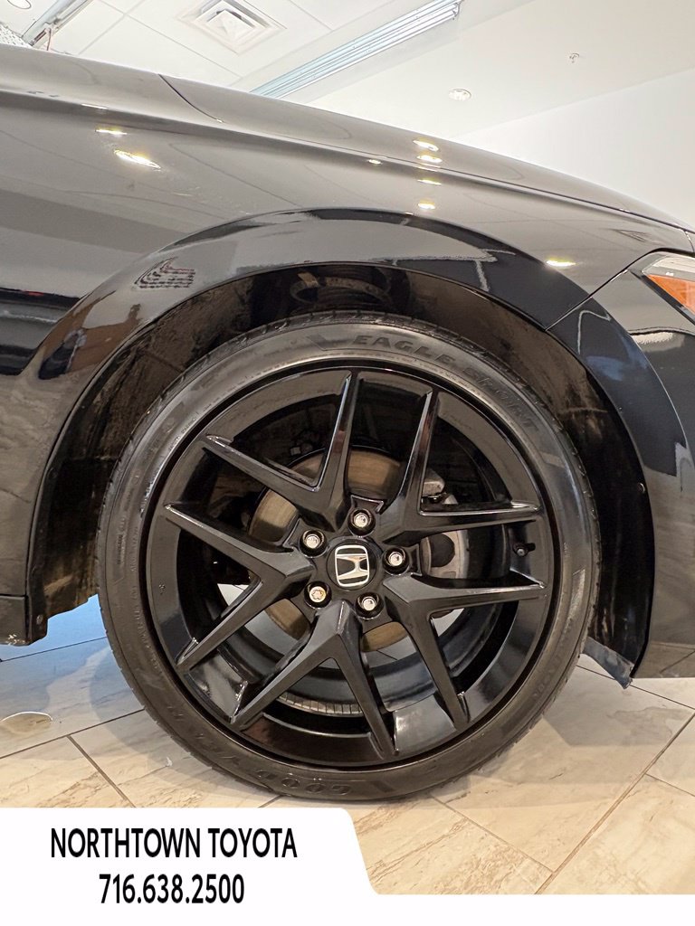 Used 2024 Honda Civic Sport image 3