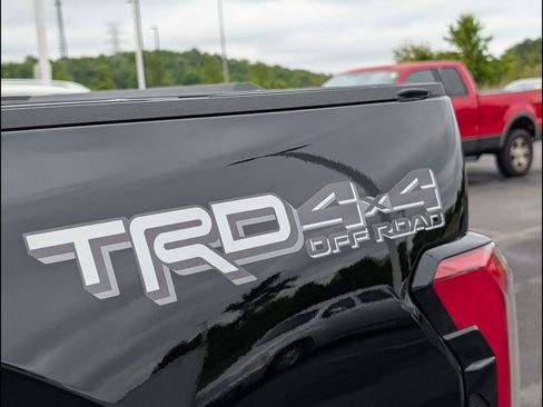 New 2026 Toyota Tundra Platinum AWD/4WD image 7