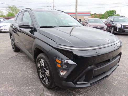Used 2025 Hyundai Kona SEL AWD/4WD image 45