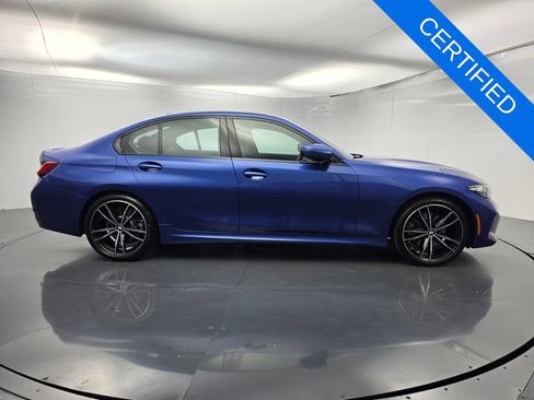 Used 2023 BMW 330i xDrive Sedan w/ M Sport Package AWD/4WD image 3