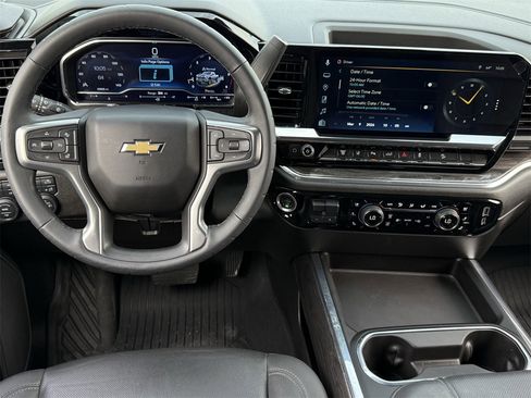 Certified 2024 Chevrolet Silverado 2500 LTZ w/ LTZ Convenience Package image 11