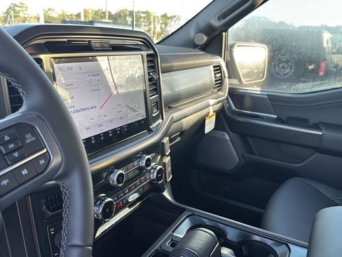 New 2026 Ford F150 Lariat w/ Equipment Group 501A Mid image 19