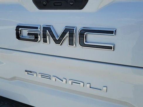 Used 2024 GMC Sierra 1500 Denali Ultimate AWD/4WD image 5