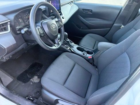Used 2024 Toyota Corolla LE FWD image 9
