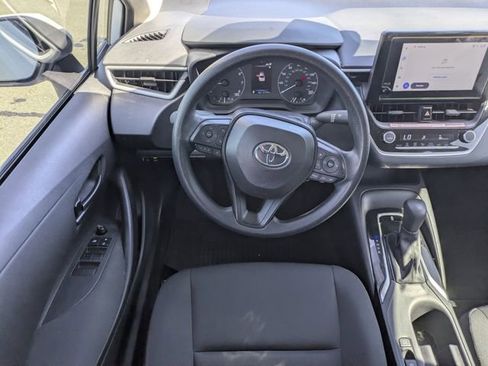 Used 2025 Toyota Corolla LE image 15