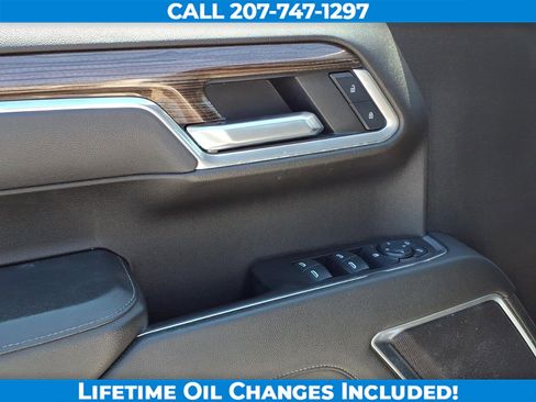 Used 2025 Chevrolet Silverado 1500 LT AWD/4WD image 11