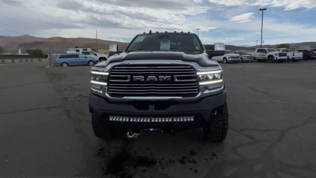 Used 2023 RAM 3500 Laramie AWD/4WD image 3