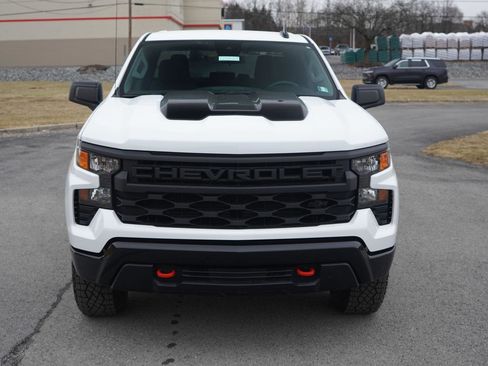 New 2026 Chevrolet Silverado 1500 Custom Trail Boss w/ LPO, Dark Essentials Package image 9