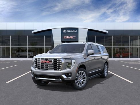 New 2026 GMC Yukon XL Denali w/ Sun & Power Step Package AWD/4WD image 45