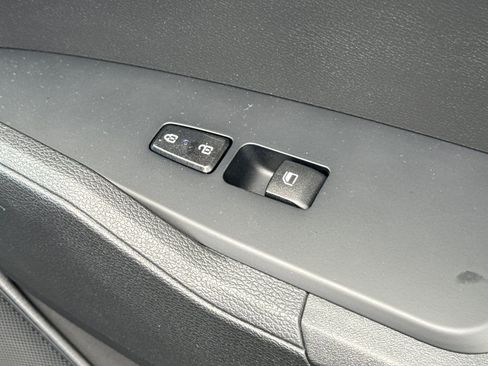 Certified 2025 Kia Sportage LX image 23