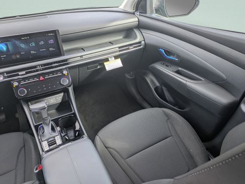 New 2026 Hyundai Tucson SEL FWD image 18