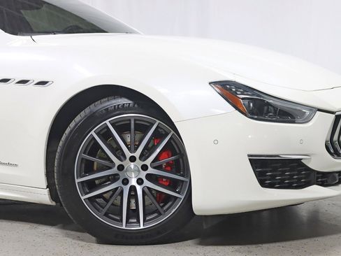 Used 2020 Maserati Ghibli S GranLusso image 5