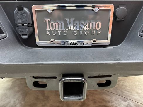 Used 2022 Ford F250 XL w/ Power Equipment Group AWD/4WD image 3