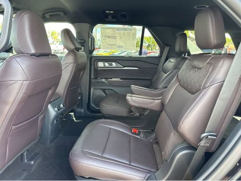 New 2026 Ford Explorer Platinum AWD/4WD image 17