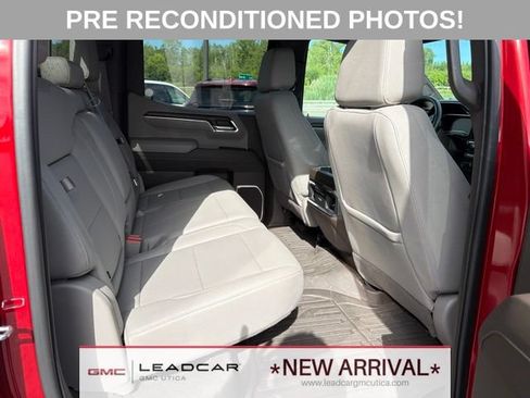 Used 2023 GMC Sierra 1500 SLT w/ SLT Premium Plus Package AWD/4WD image 14