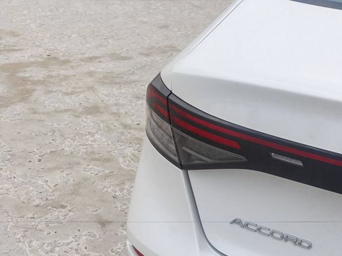 Certified 2023 Honda Accord LX image 7