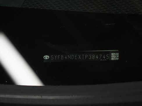 Used 2026 Toyota Corolla LE w/ LE Premium Package image 26