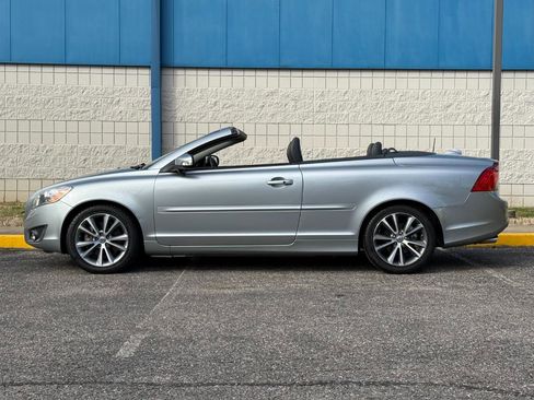 Used 2013 Volvo C70 T5 image 11
