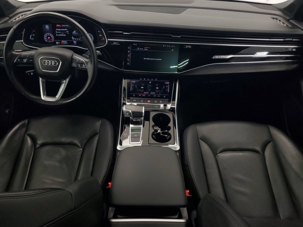 Used 2023 Audi Q7 2.0T Premium Plus w/ Premium Plus Package AWD/4WD image 13