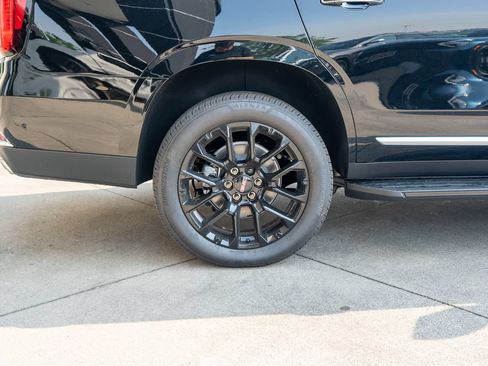 New 2026 GMC Yukon Denali w/ Advanced Technology Package AWD/4WD image 35