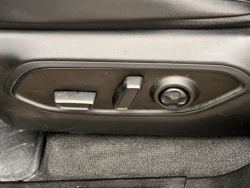 Used 2021 Jeep Grand Cherokee L Limited image 26