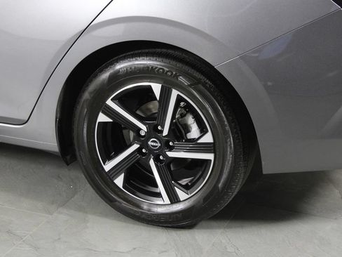Certified 2024 Nissan Sentra SV FWD image 15