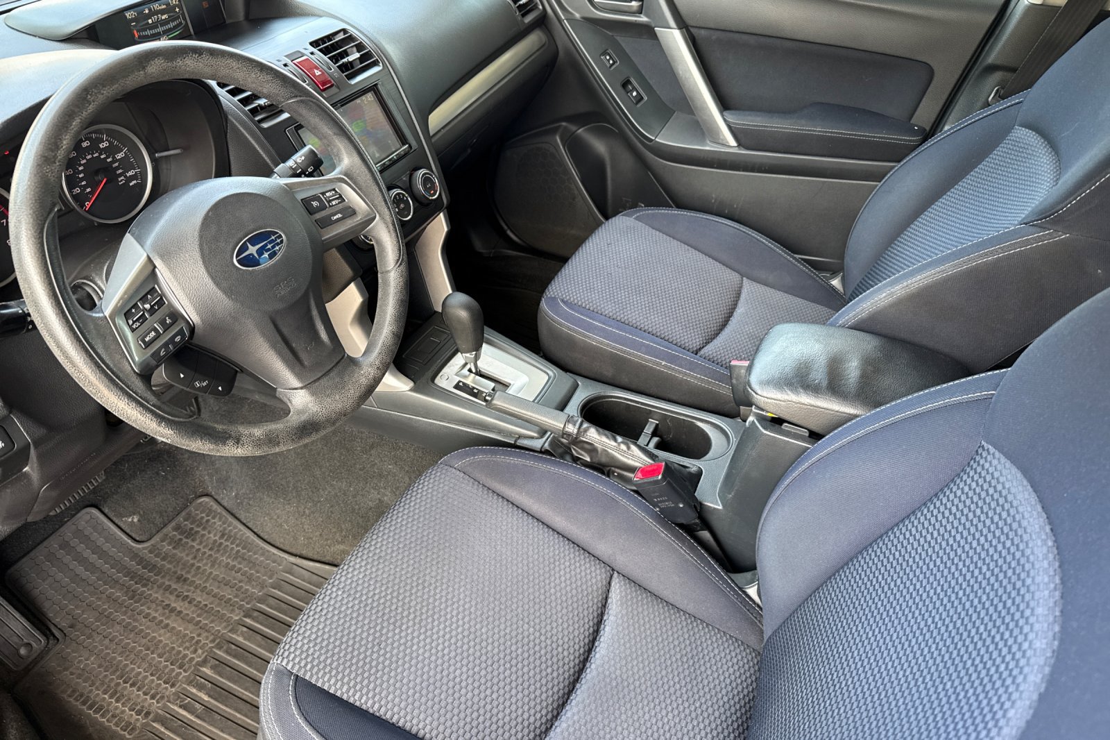 Used 2015 Subaru Forester 2.5i w/ Alloy Wheel Package AWD/4WD image 5