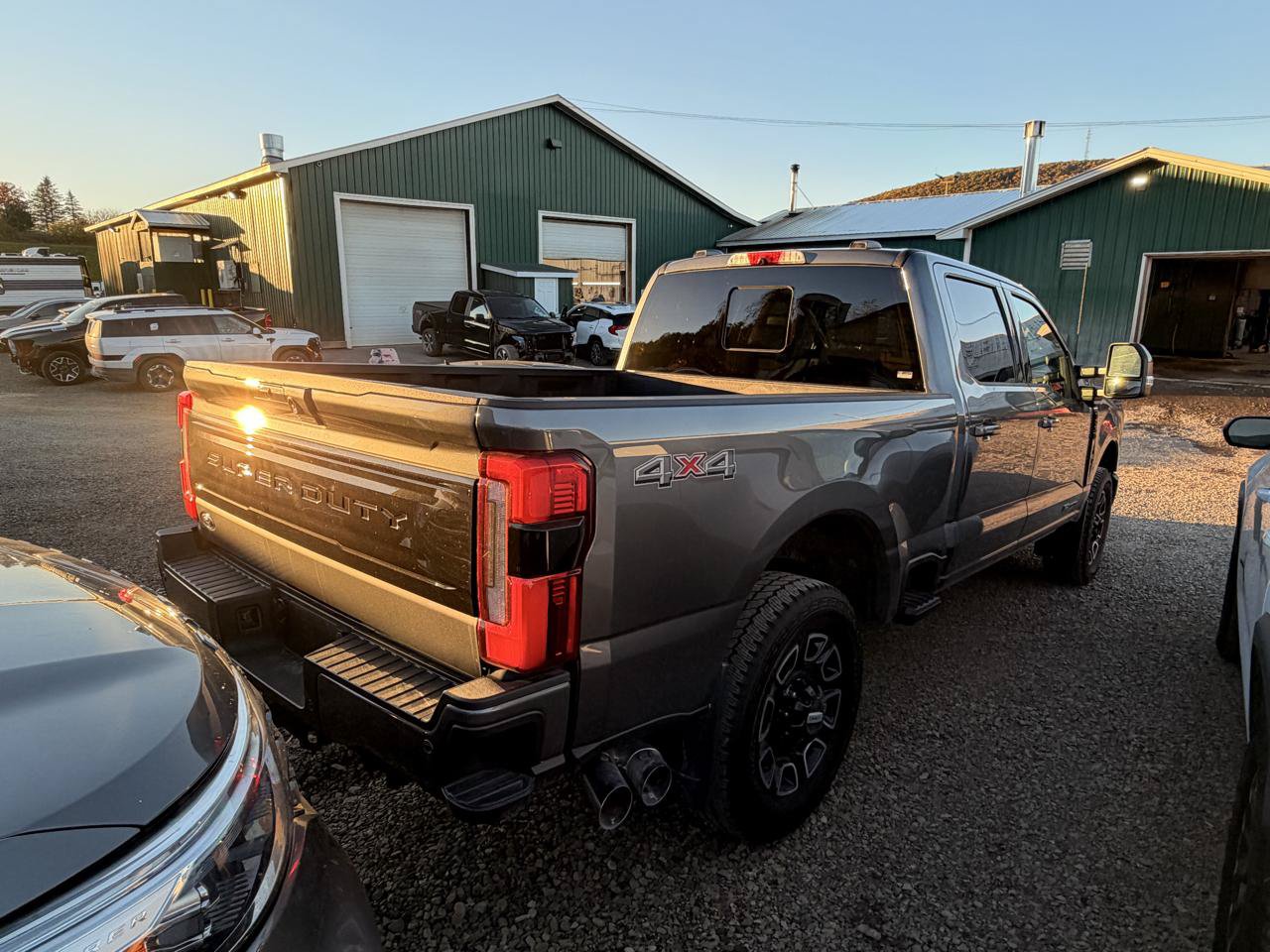 Used 2026 Ford F250 Platinum AWD/4WD image 2