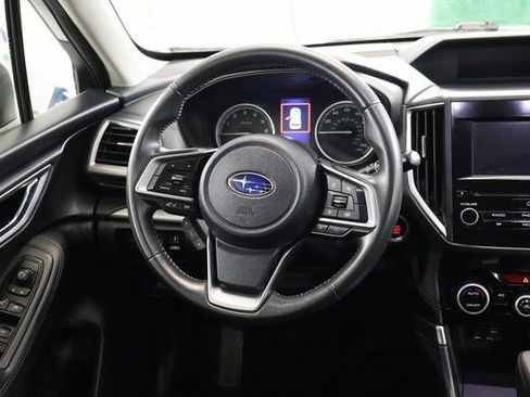 Used 2023 Subaru Forester Premium image 30