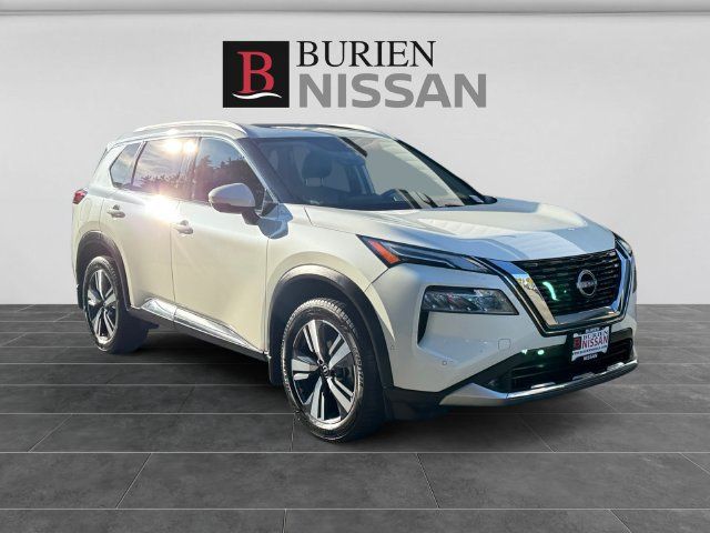 Used 2022 Nissan Rogue Platinum w/ Head-Up Display Package AWD/4WD image 7
