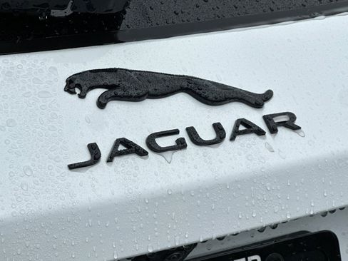 New 2025 Jaguar F-PACE R-Dynamic S image 14
