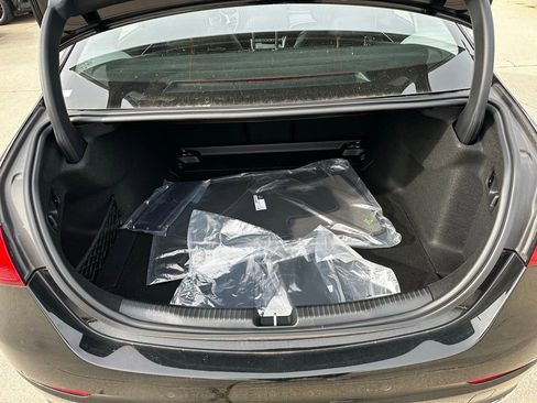 Used 2025 Mercedes-Benz C 300 4MATIC Sedan image 26