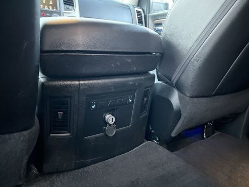 Used 2016 RAM 1500 Laramie w/ Convenience Group image 22