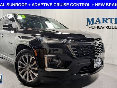 Used 2023 Chevrolet Traverse Premier AWD/4WD image 1