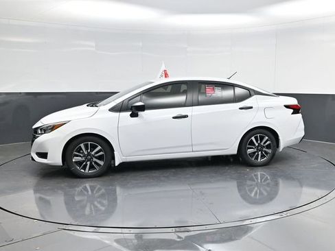 Used 2025 Nissan Versa S w/ S Plus Package image 6