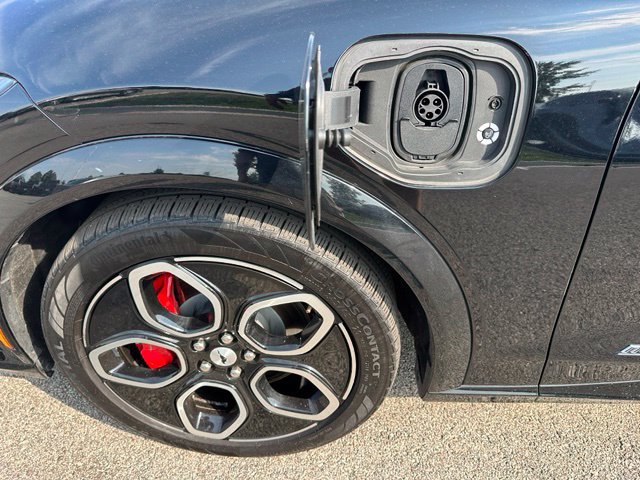 Used 2022 Ford Mustang Mach-E GT AWD/4WD image 9