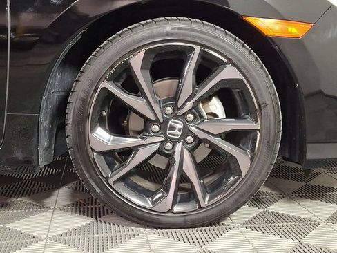 Used 2019 Honda Civic Sport image 11