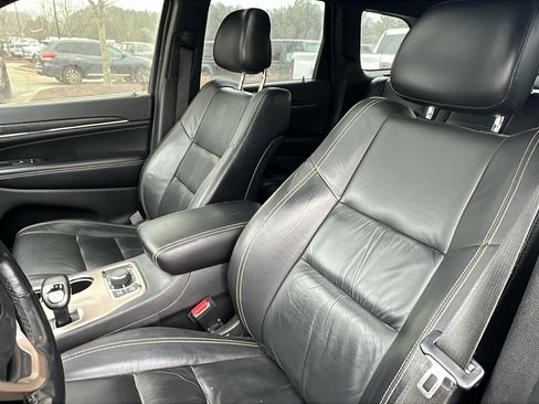 Used 2015 Jeep Grand Cherokee Limited w/ Trailer Tow Group IV image 17