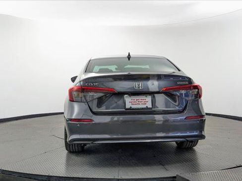 Used 2024 Honda Civic Touring image 7
