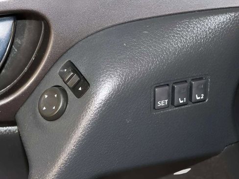 Used 2020 Nissan Rogue SV w/ Premium Package FWD image 42