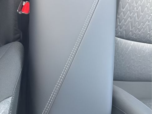 New 2026 Nissan Sentra SV w/ SV Convenience Package FWD image 18
