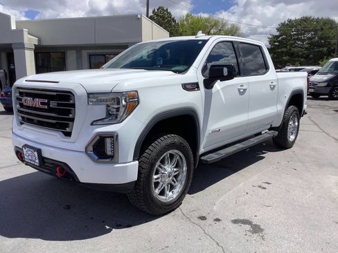 Used 2019 GMC Sierra 1500 AT4 w/ AT4 Premium Package AWD/4WD image 3