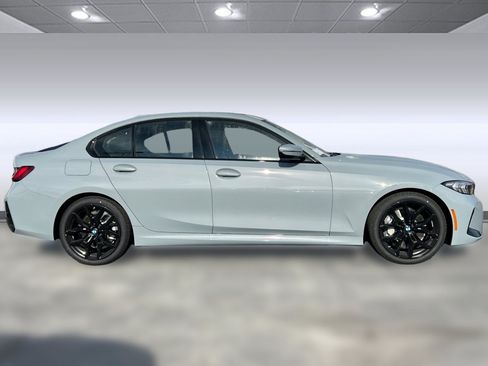 Used 2026 BMW 330i Sedan w/ M Sport Package RWD image 7