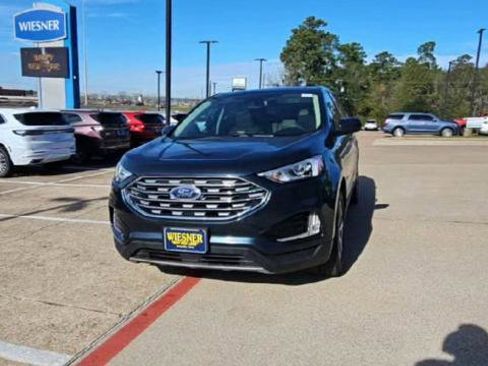 Used 2022 Ford Edge SEL w/ Convenience Package image 2
