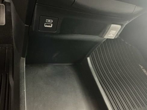 Used 2023 Honda Odyssey EX-L image 31
