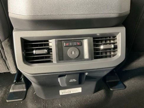 New 2026 Ford F250 Lariat w/ Black Appearance Package image 17