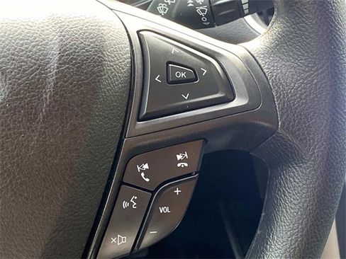 Used 2023 Ford Edge SE w/ Black Appearance Package image 21