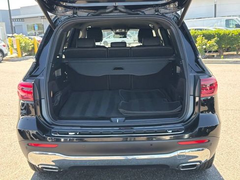 Used 2024 Mercedes-Benz GLB 250 image 16